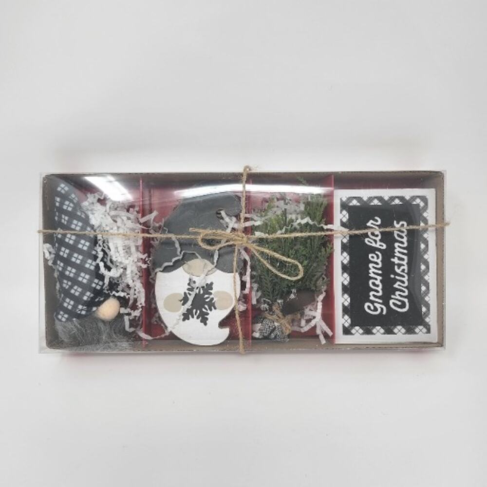 Gnome For Christmas Tiered Tray Set